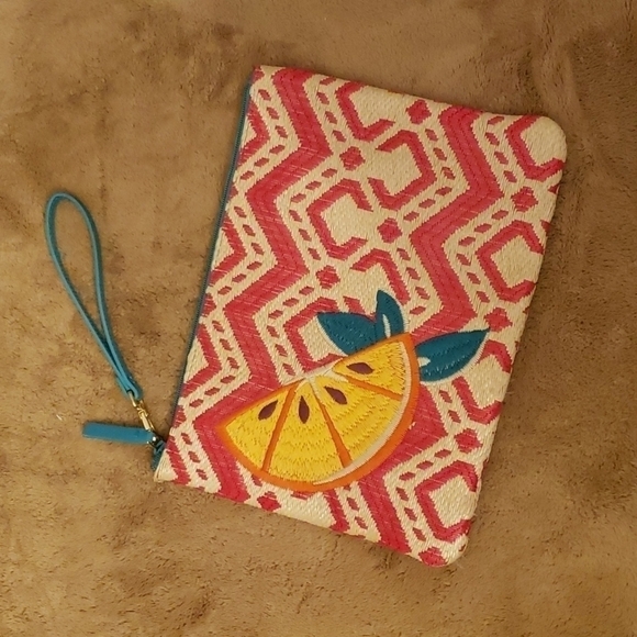 VIRA BRADLEY  straw clutch - Picture 1 of 8